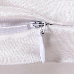 Fronha de Luxo em Seda Natural 100% com Zíper Saintelle